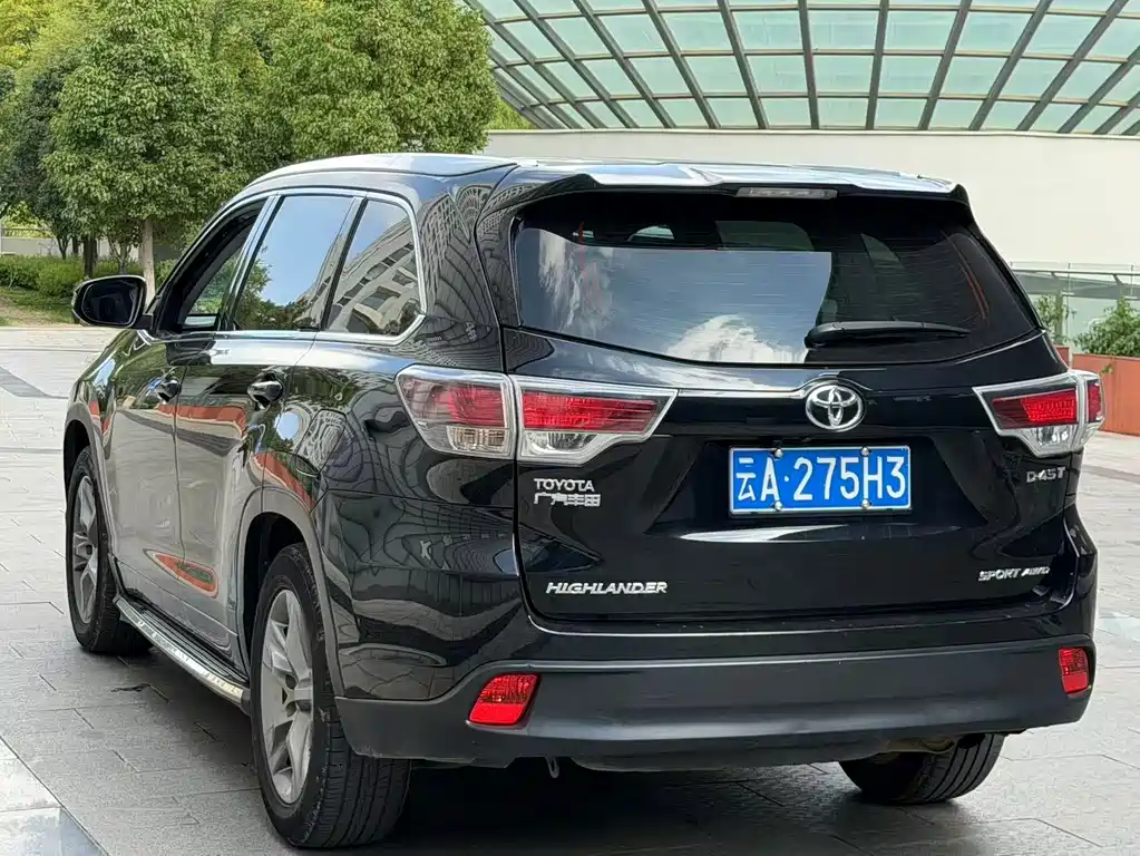 Toyota Highlander — миниатюра 5