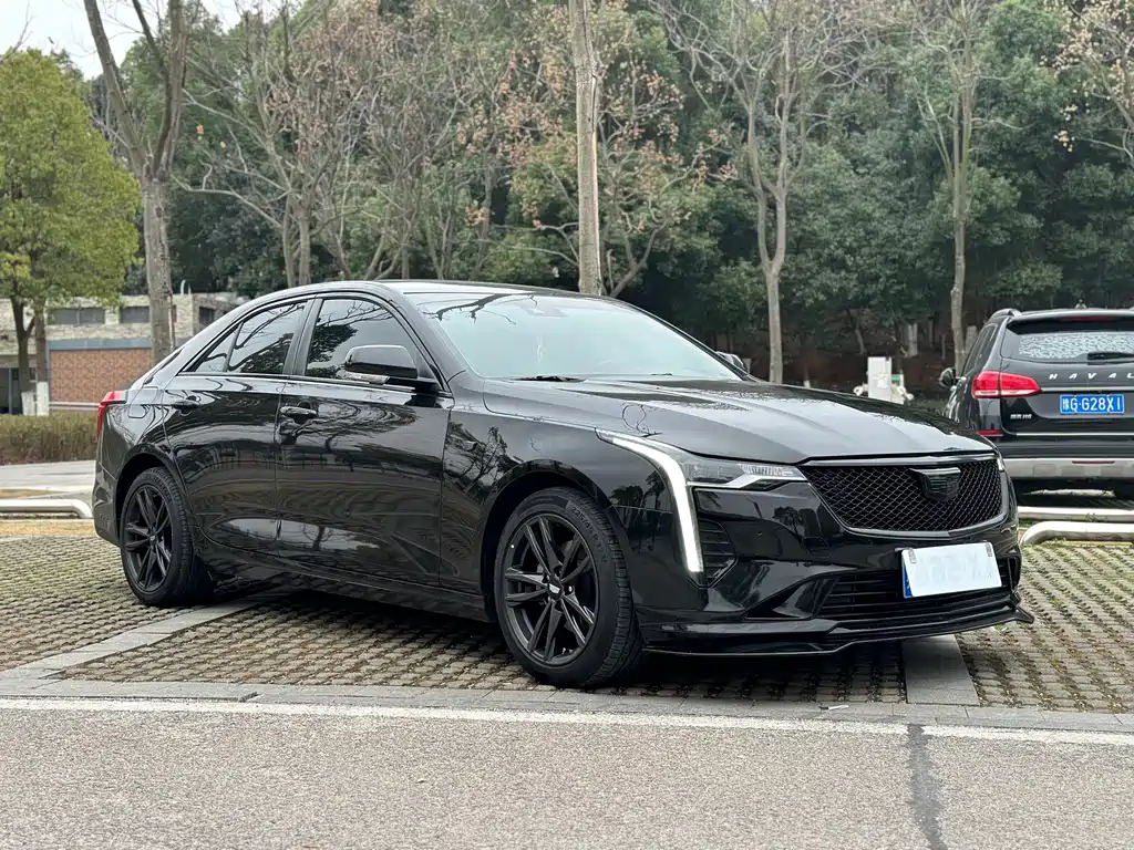 CADILLAC CT4