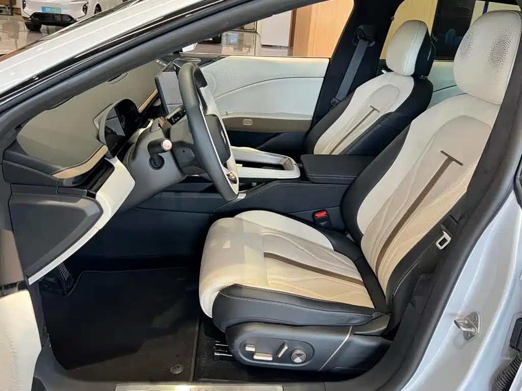 Zeekr Крайний Криптон 007 GT — миниатюра 9