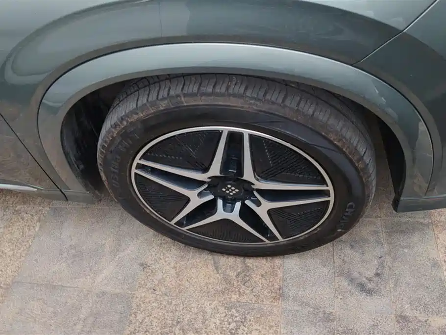 BLUE ELECTRIC BLUE ELECTRIC E5