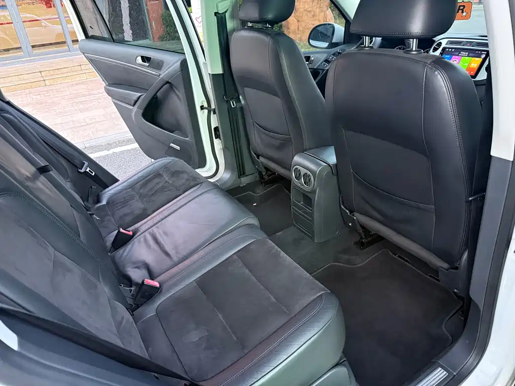 Volkswagen Tiguan — миниатюра 12