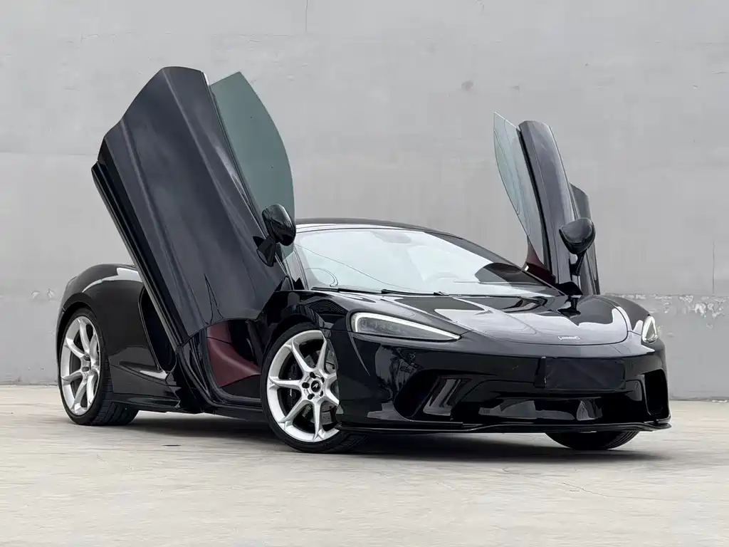 Купить McLaren GT