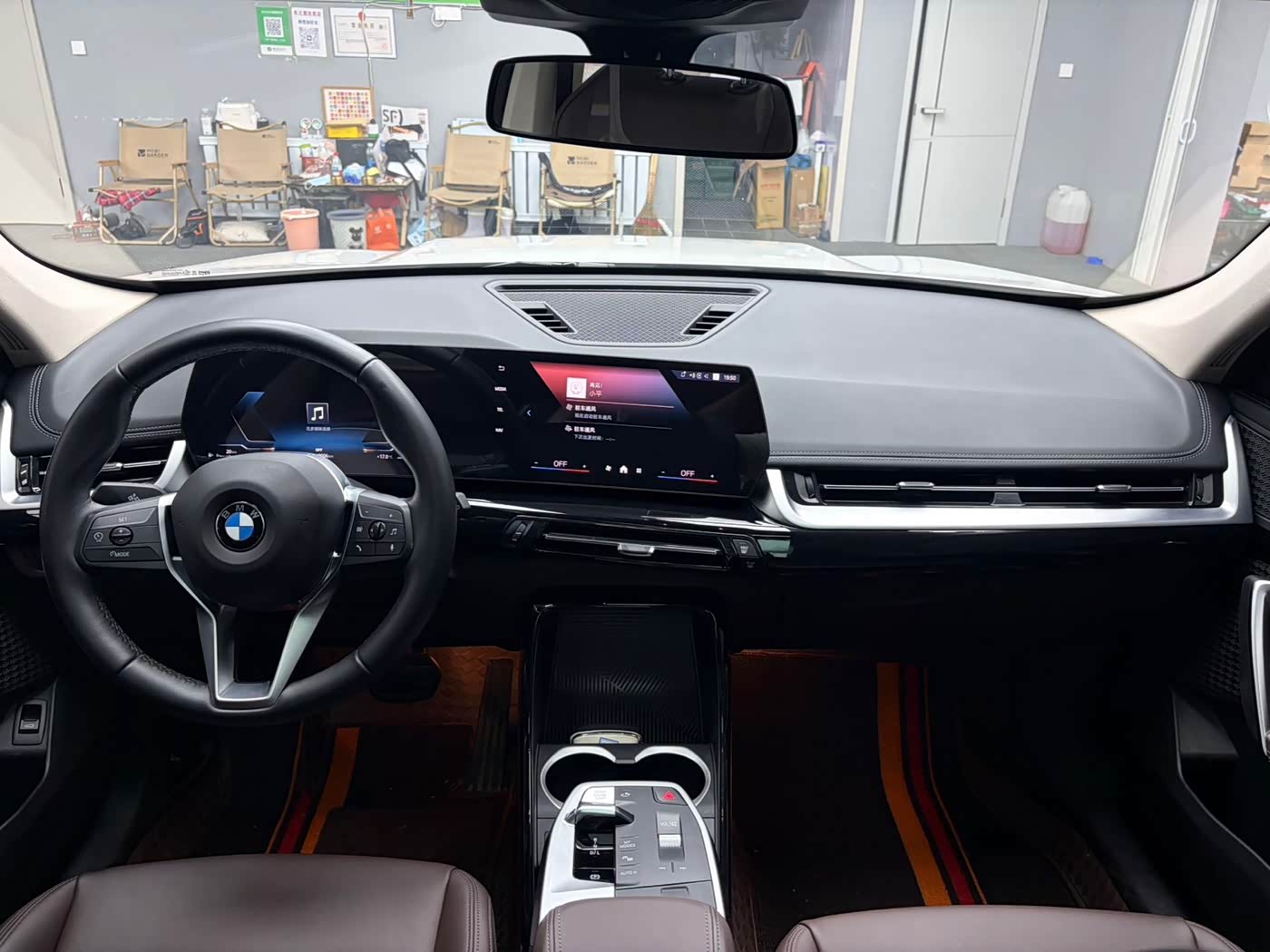 BMW X1 1.5 л 2023 г. Белый, пробег 40000 км