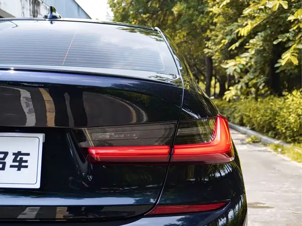 BMW 3 Series — миниатюра 6