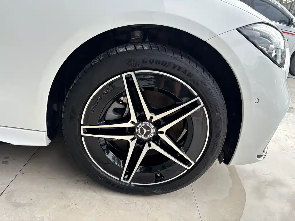 Mercedes-Benz C-Class — миниатюра 31