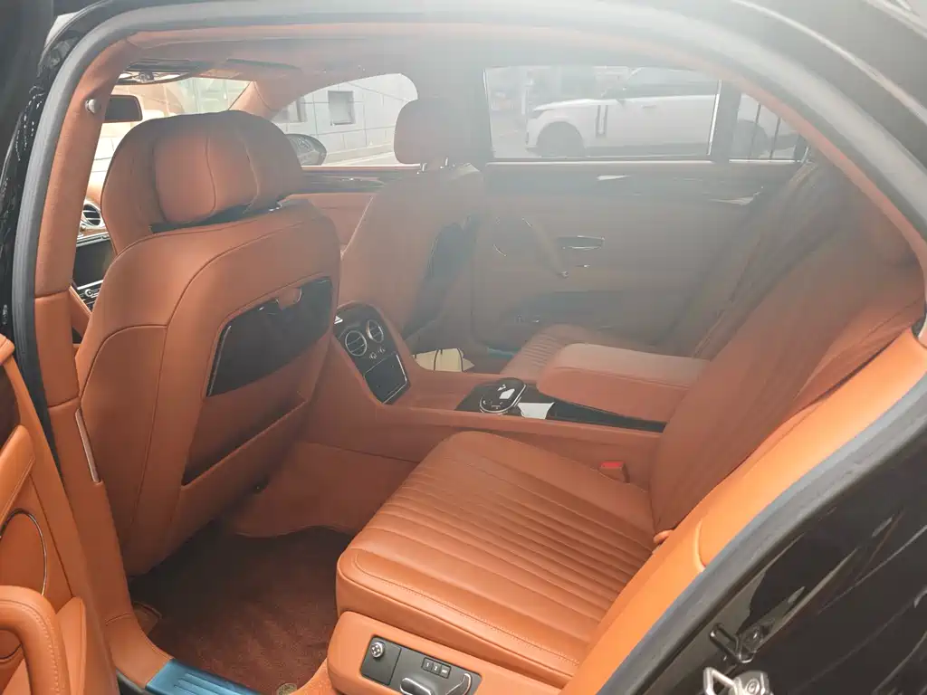 Bentley Flying Spur 2017 4.0T V8 Standard