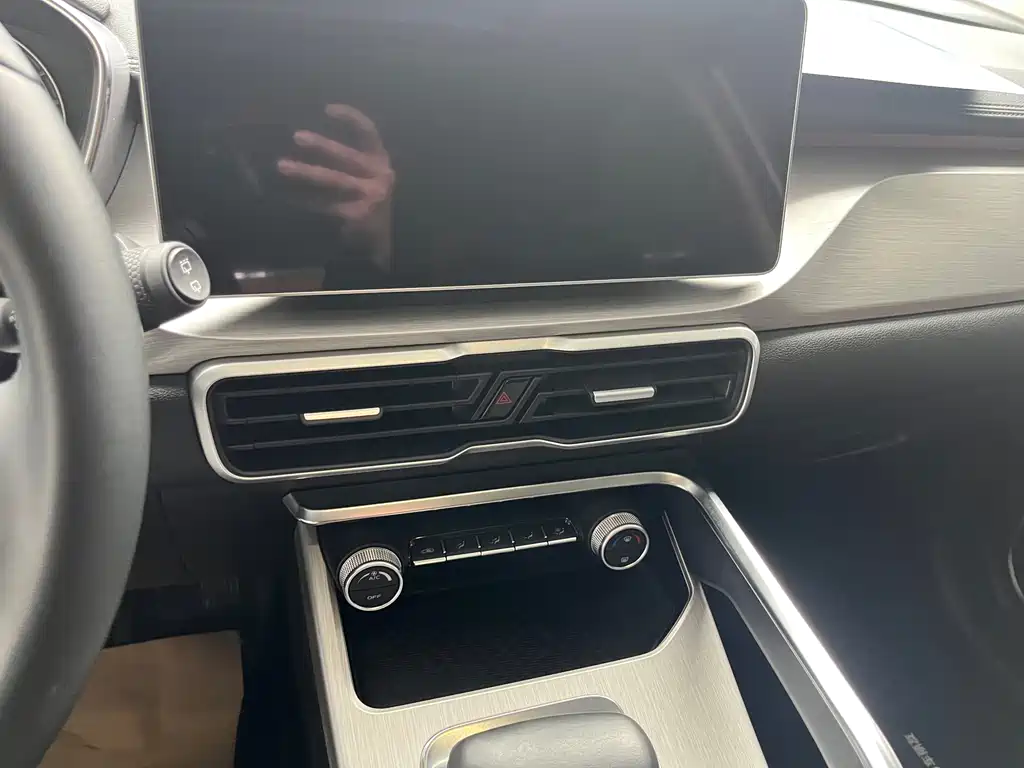 GEELY AUTOMOBILE BINYUE