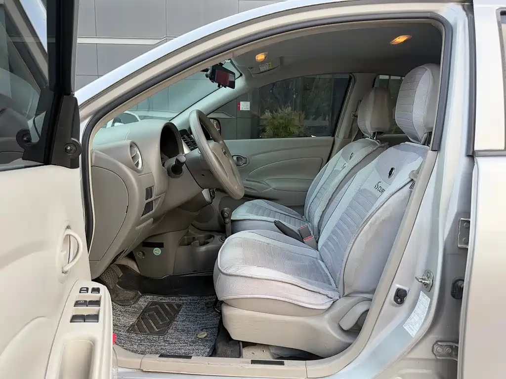 Nissan Sunny — миниатюра 4