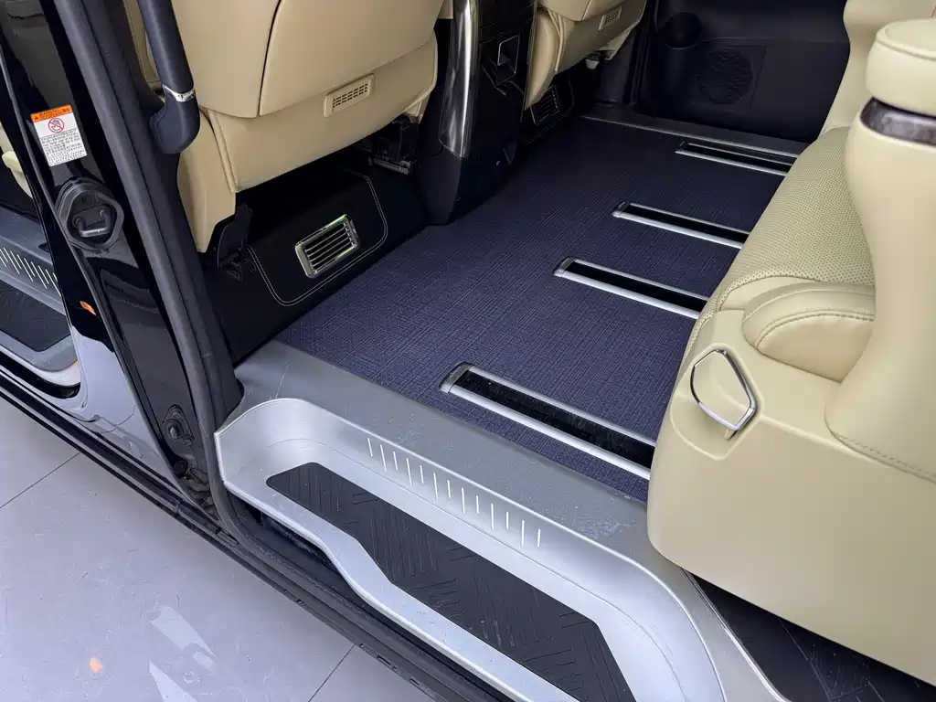 Toyota Alphard 2020 2.5L Luxury