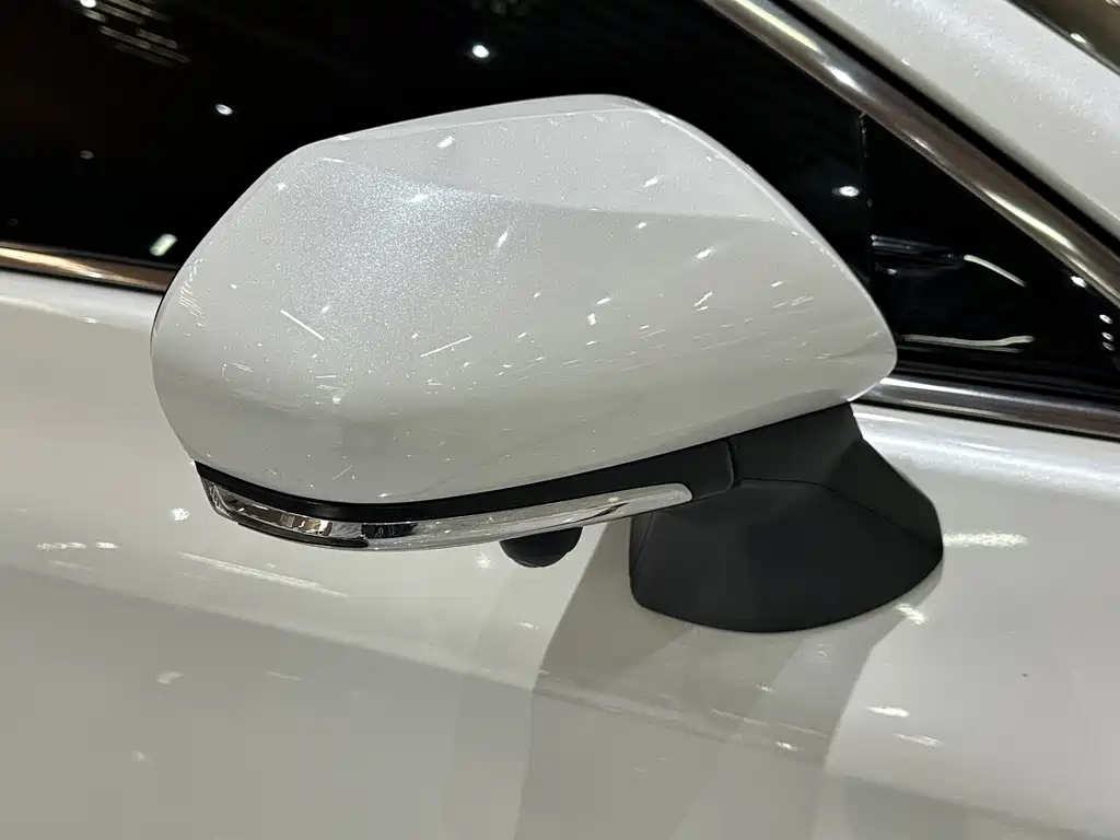 Toyota Avalon — миниатюра 16