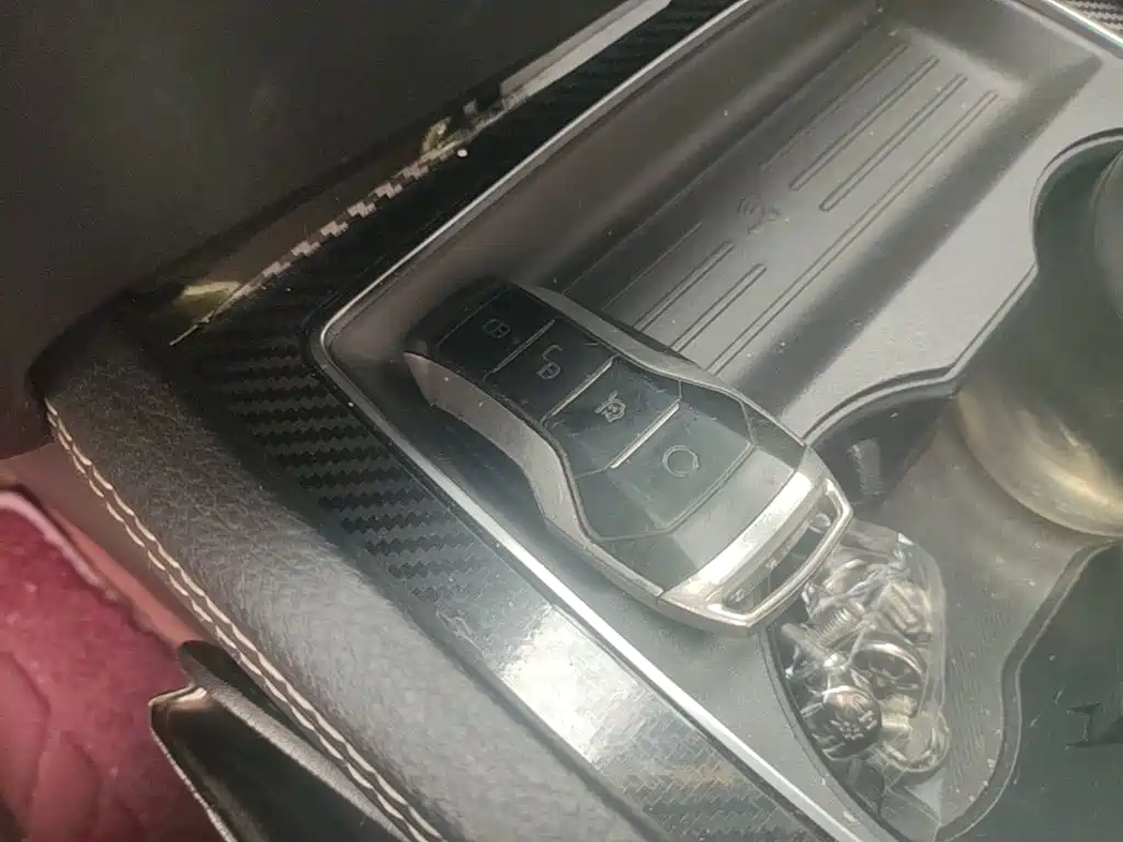 BYD MAX — миниатюра 9