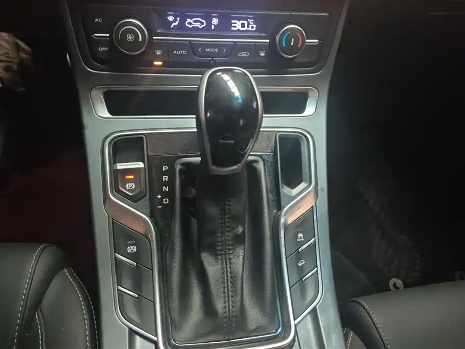 GEELY AUTOMOBILE VISION S1