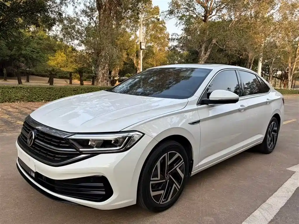Volkswagen Sagitar 2023