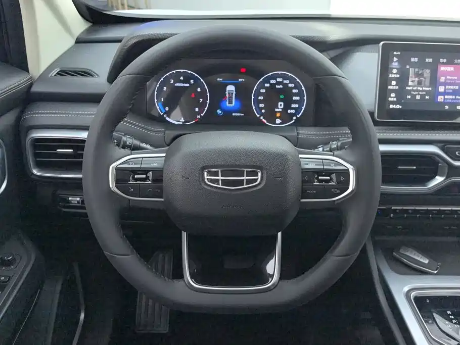 Geely Haoyue — миниатюра 15