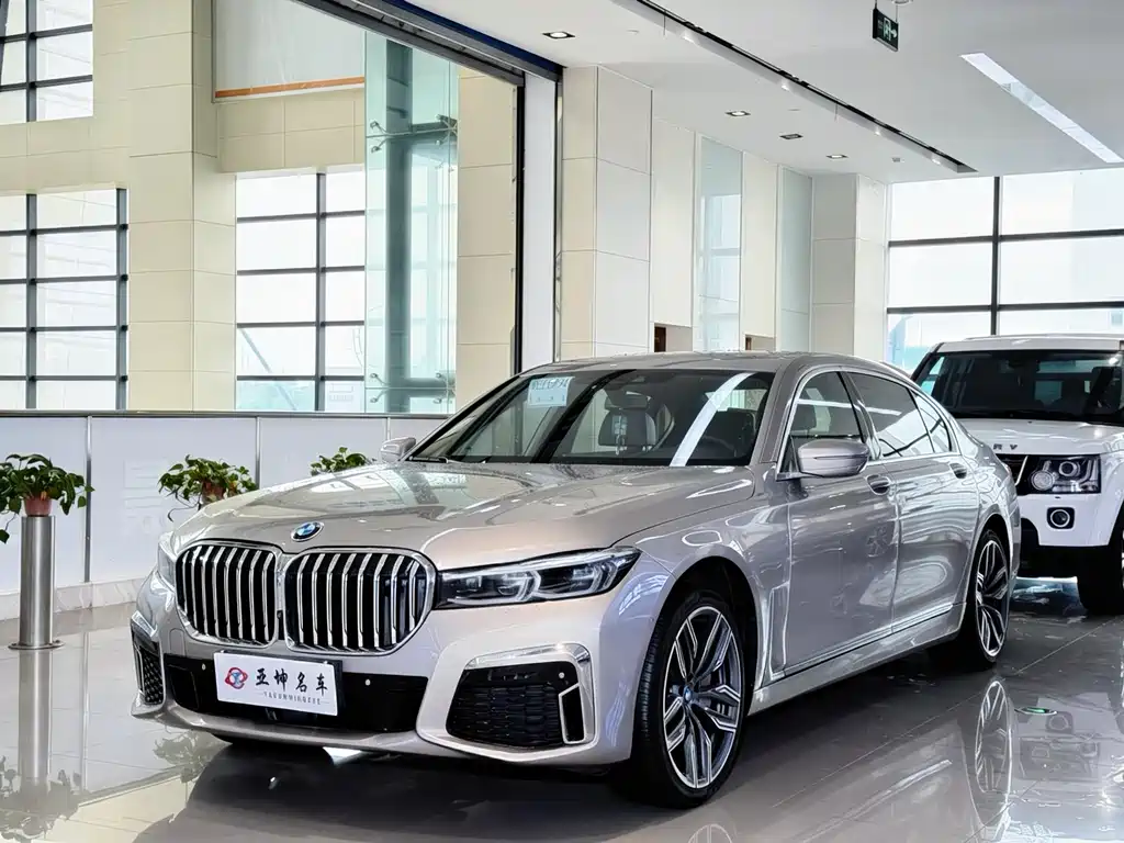 BMW 7 Series 7 2016 750Li xDrive мест