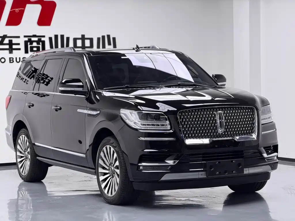 Lincoln Navigator — миниатюра 2