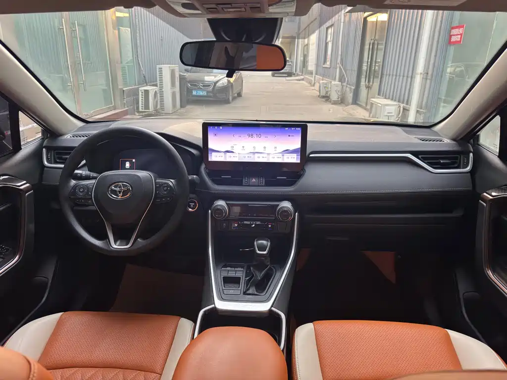 TOYOTA RAV4 RONGFANG