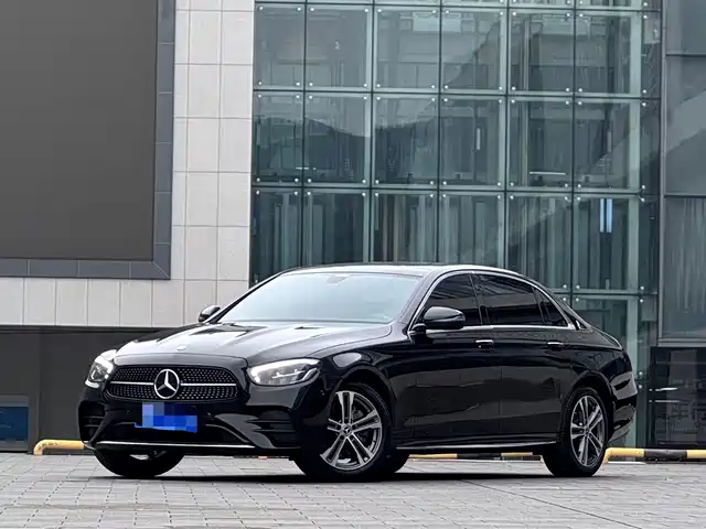 MERCEDES BENZ E CLASS