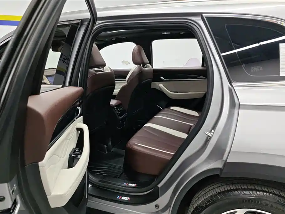 GEELY AUTOMOBILE XINGYUE L