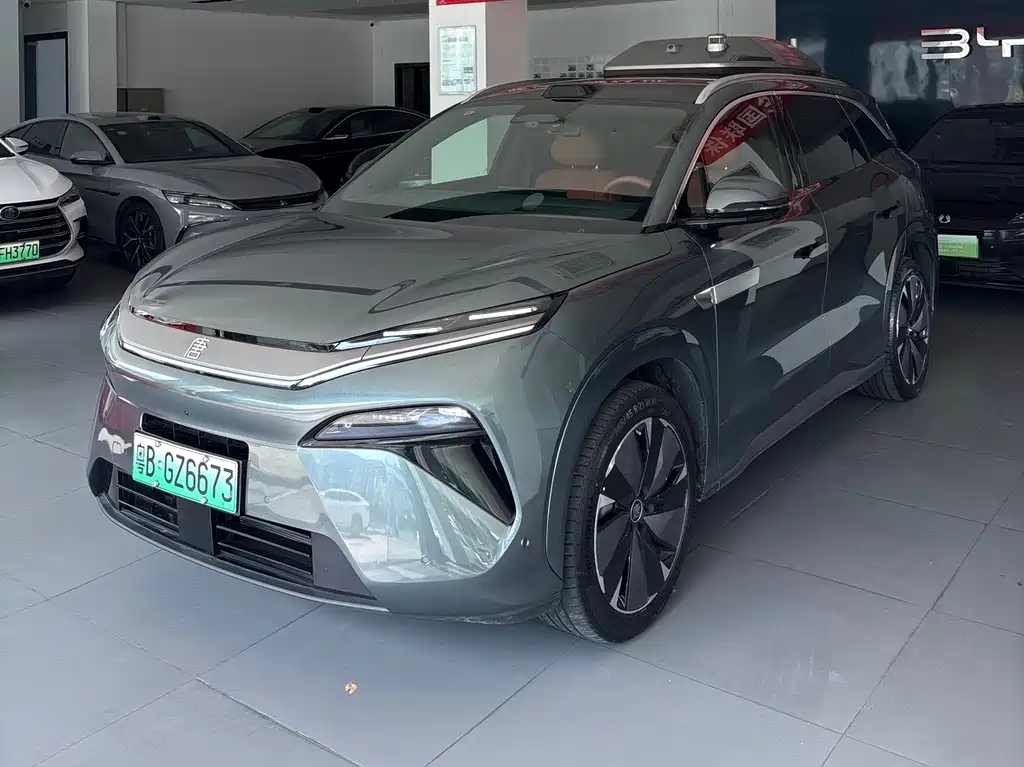 2025 BYD Tang - zdjęcie 1 z 16