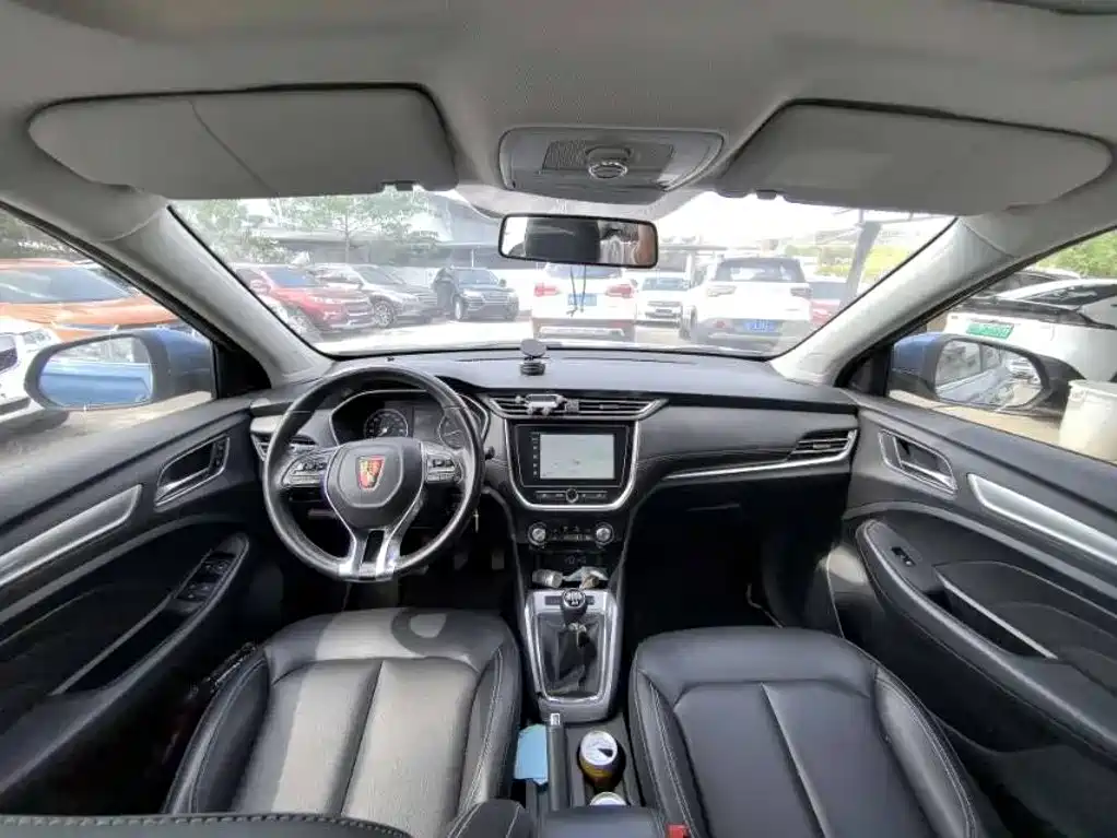 Roewe RX3 — миниатюра 7