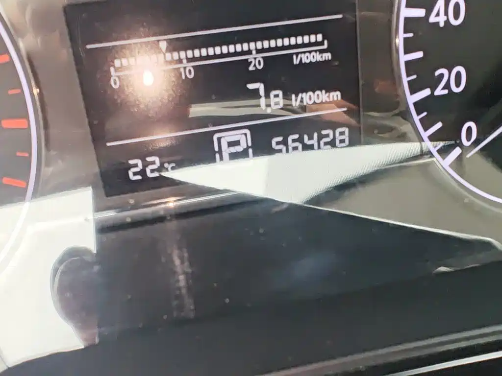 Nissan Tiida — миниатюра 8