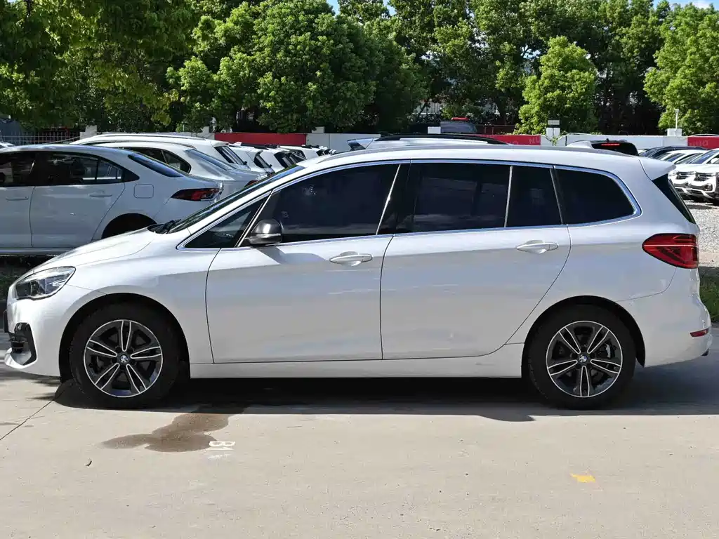 BMW 2 Series Gran Tourer — миниатюра 5