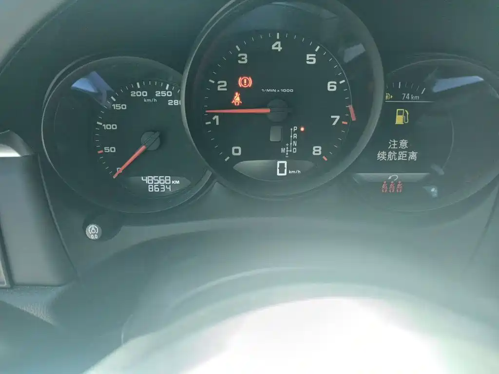 Porsche Macan — миниатюра 13