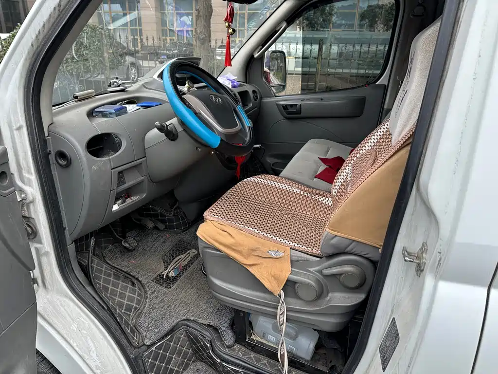 SAIC MAXUS XINTU V80