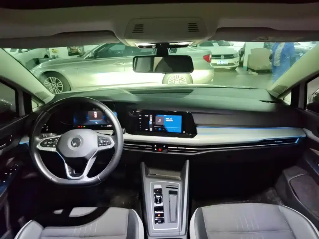 Volkswagen Golf — миниатюра 10