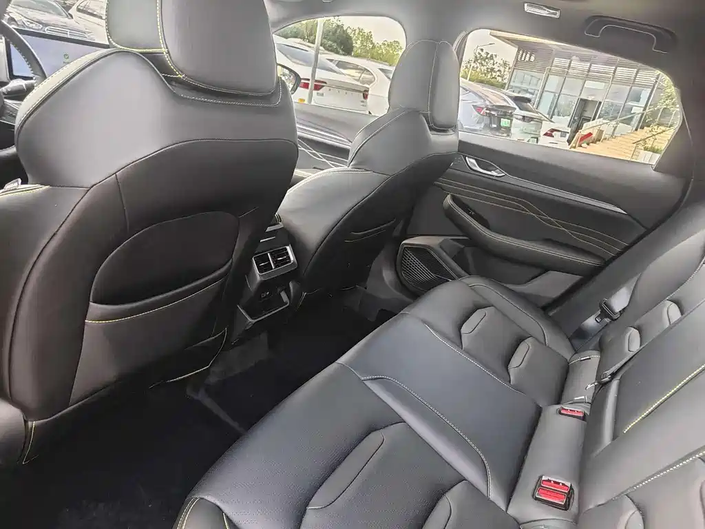 GEELY AUTOMOBILE XINGRUI