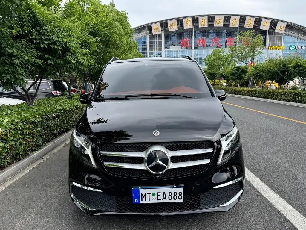 Mercedes-Benz V-Class V 2022 V 260 L Luxury
