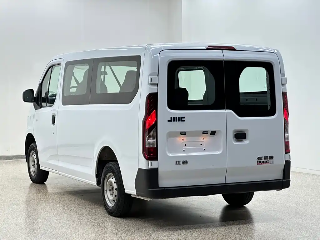 JMC E-Fushun — миниатюра 4
