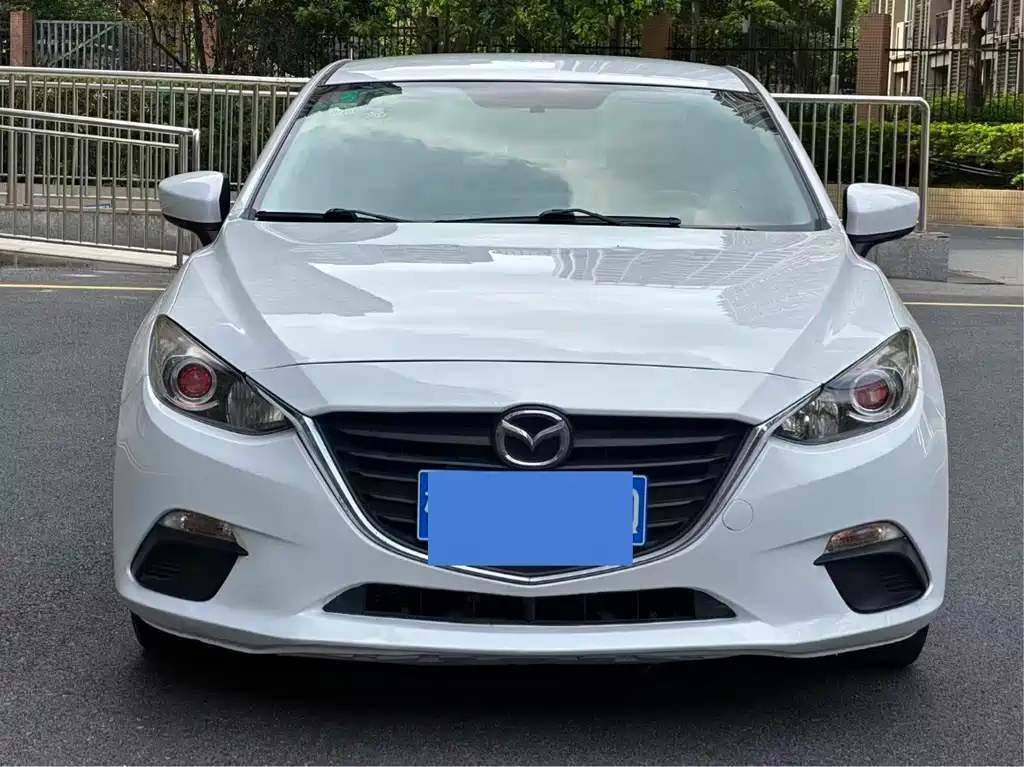 Купить Mazda 3 Axela