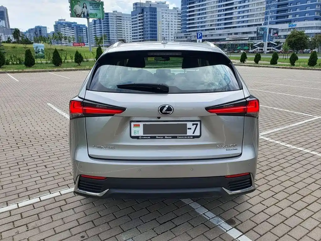 Lexus NX — миниатюра 6