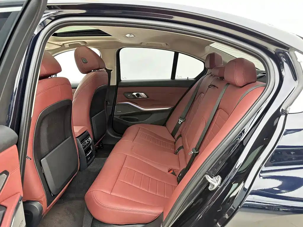 BMW 3 Series — миниатюра 6