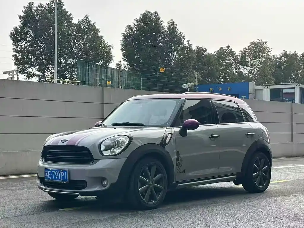 MINI COUNTRYMAN