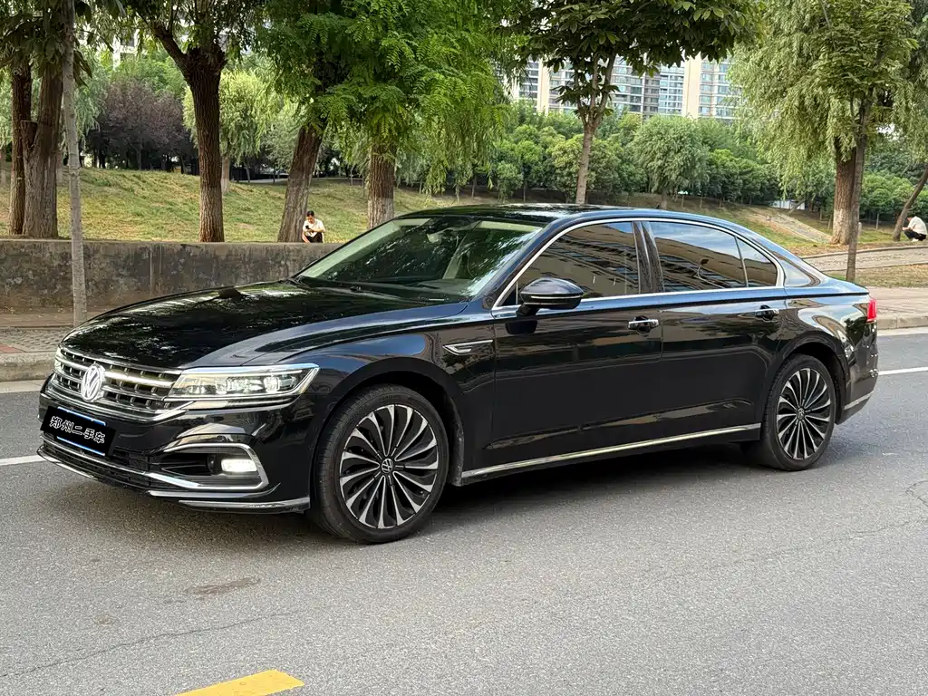 Volkswagen Phideon