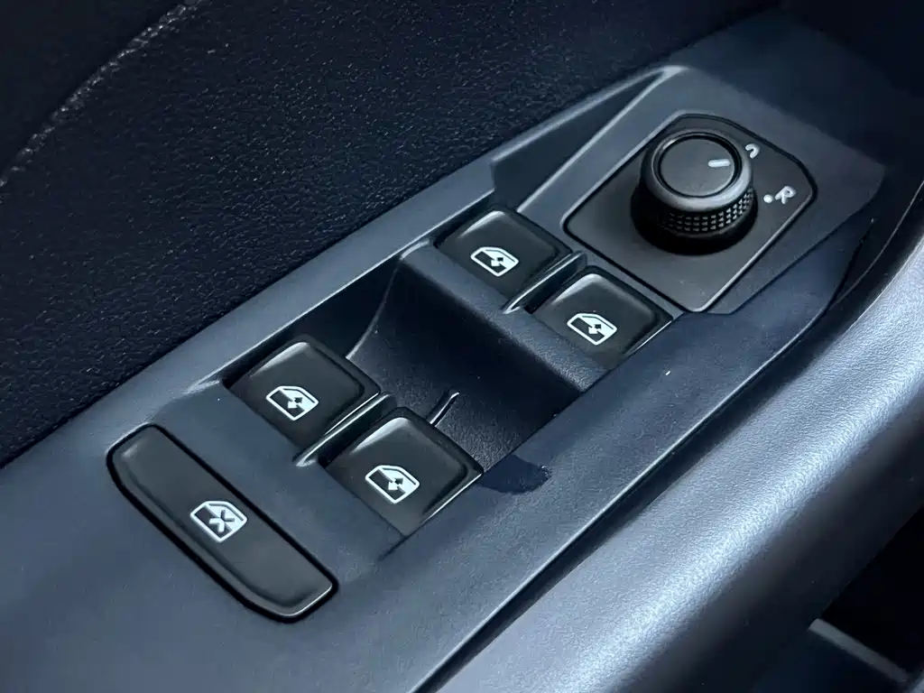 Volkswagen Tharu — миниатюра 12