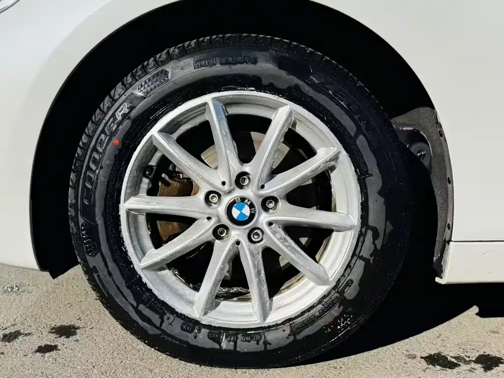 BMW 2 SERIES STATION WAGON