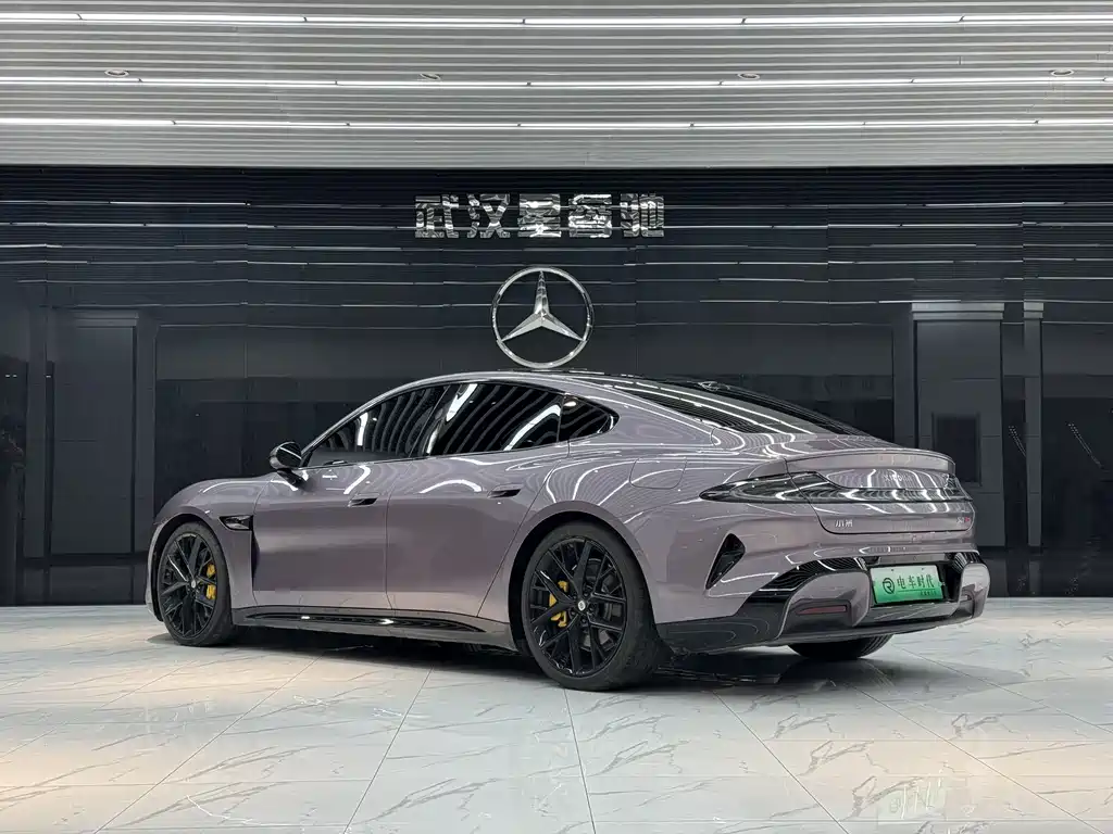 XIAOMI CAR XIAOMI SU7