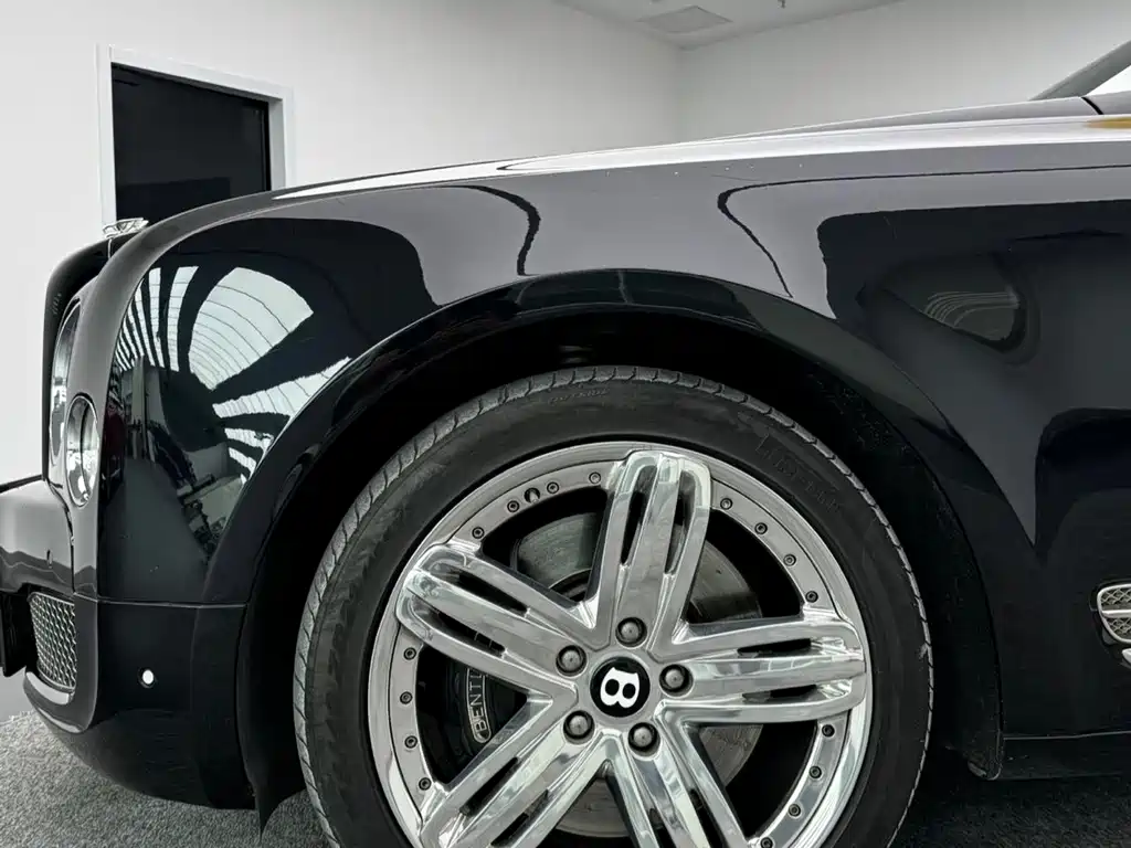 Bentley Mulsanne — миниатюра 8