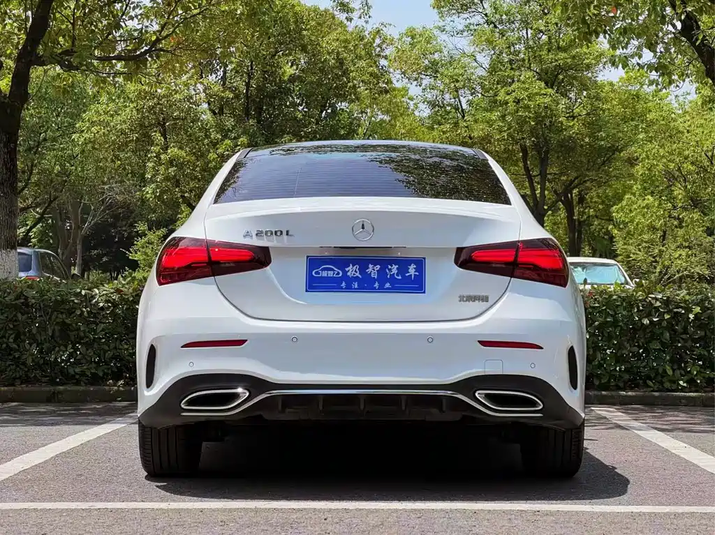 Mercedes-Benz A-Class A 2025 A 200 L Fashion