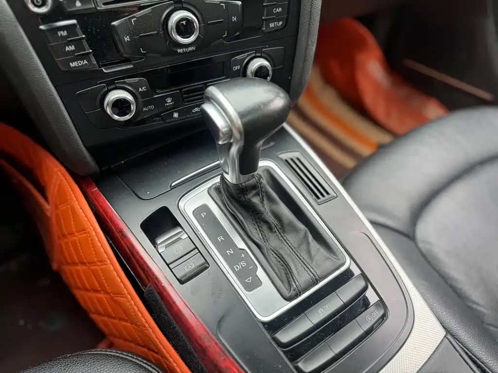 Audi A4L 2015 35 TFSI AT
