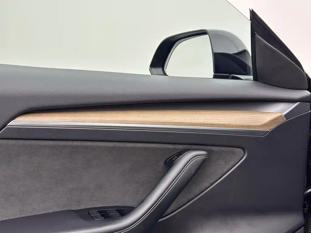 Tesla Model 3 — фотографии объявления, Фото 16