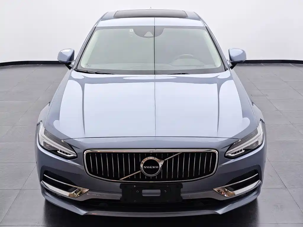 Volvo S90 — миниатюра 2
