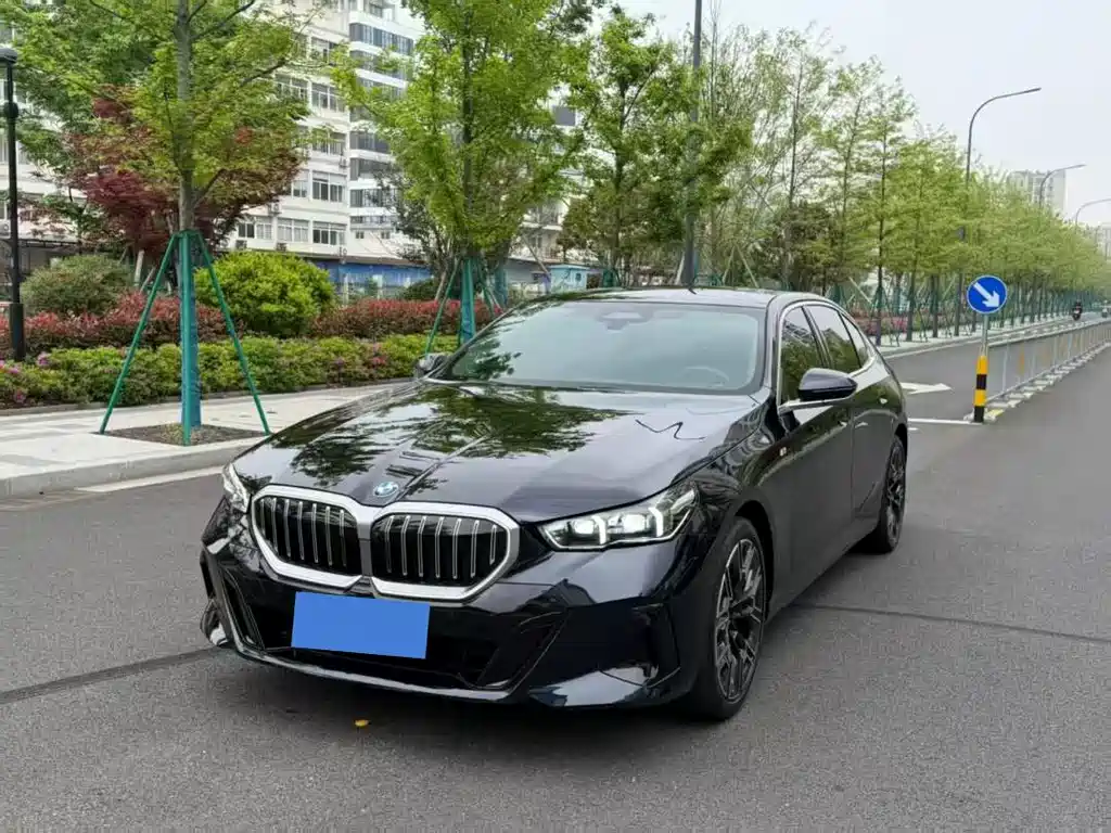 BMW 5 Series 2026 530Li Premium Type M Sport Package