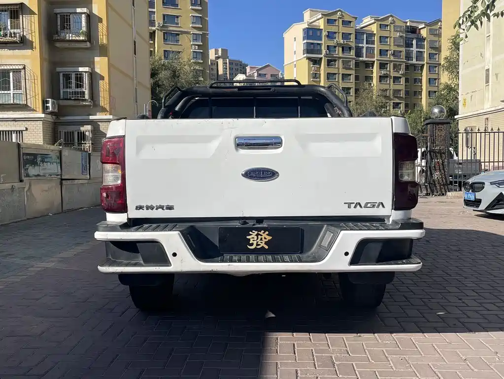 Isuzu TAGA Daga — миниатюра 4
