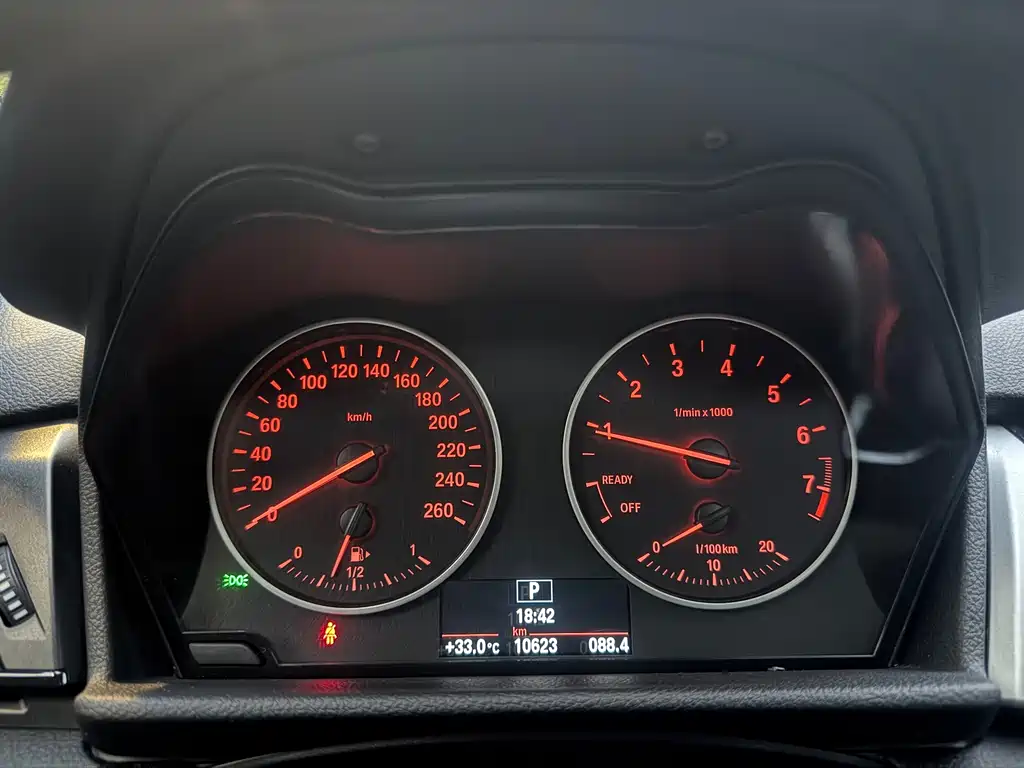 BMW 2 Series Active Tourer — миниатюра 13