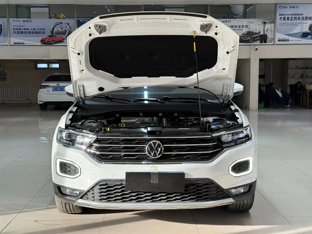 VOLKSWAGEN T ROC EXPLORING SONGS